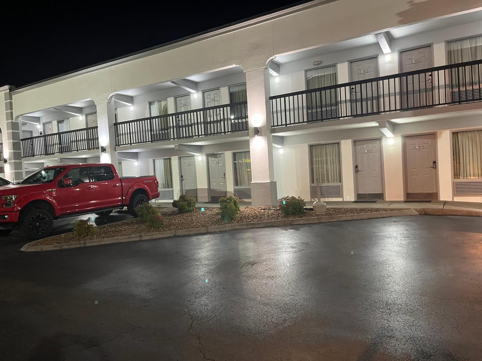 Super 8 By Wyndham Knoxville West/Farragut Exterior foto